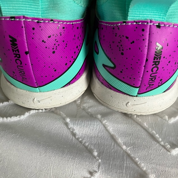 Nike Kids Turquoise and Purple Shoes - Picture 2 of 4